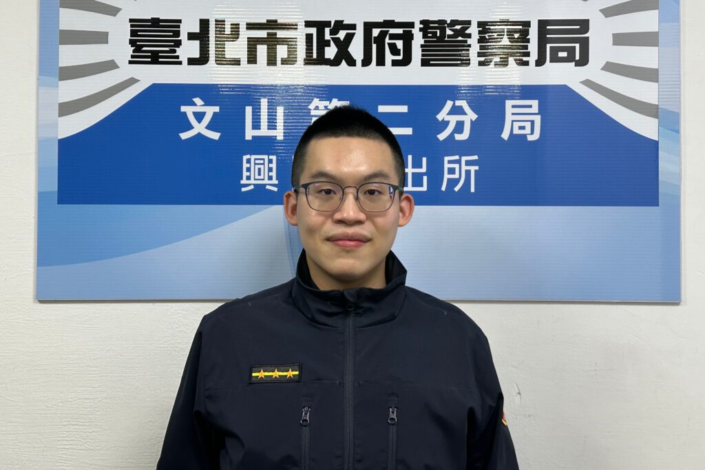 呂鎧安