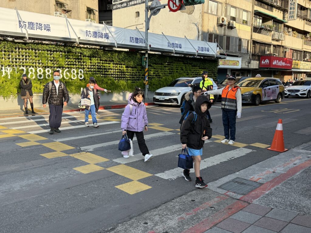 1739234721033