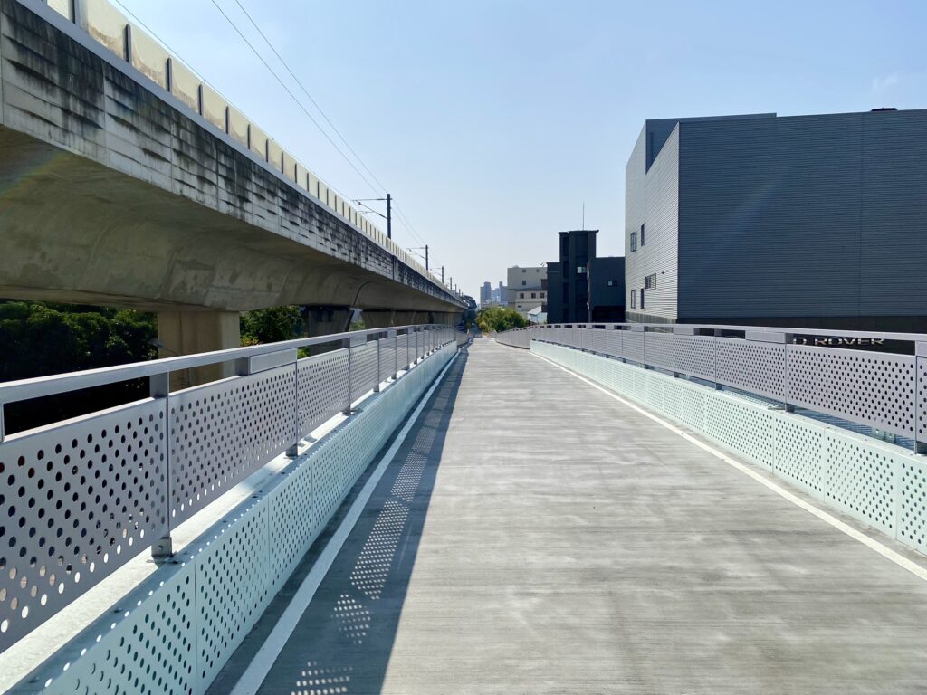 自行車與平面車輛不再爭道 台中潭子「綠空廊道自行車跨橋」完工 2 C8B55C6E E524 4588 A587 7F546FE7D091