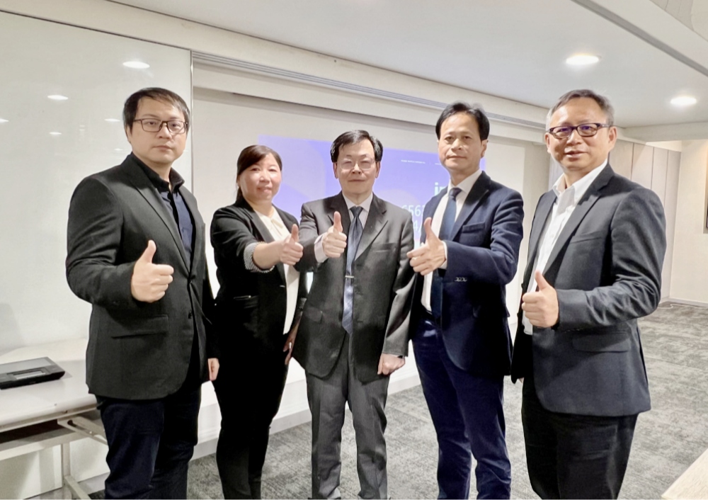 映智科技(6563)興櫃前法說看俏 3/10登錄興櫃掛牌 1 ▲映智科技於3月5日舉行興櫃前法人說明會,由董事長黃文權(中)率經營團隊共同主持,看好公司未來營運動能。(圖/映智科技提供)