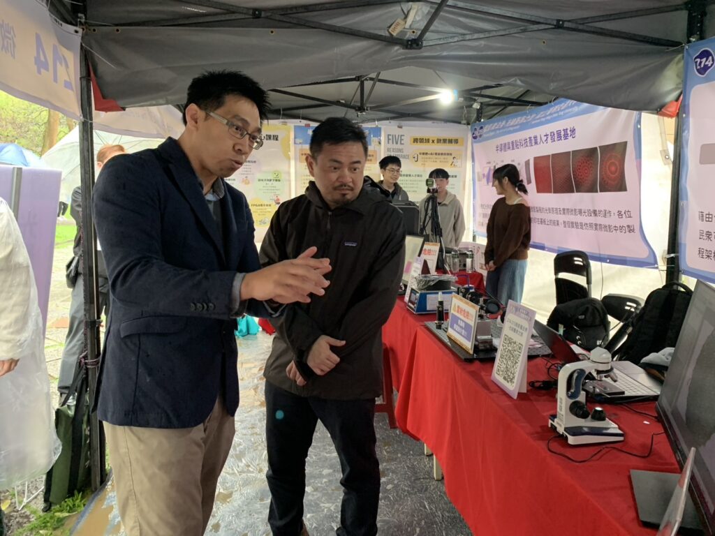 勞動部2025首場大型就業博覽會 萬名求職者共襄盛舉 4 IMG 3231 1024x768 1