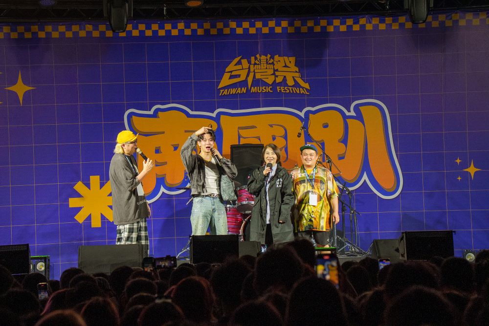 周春米縣長與高爾宣2