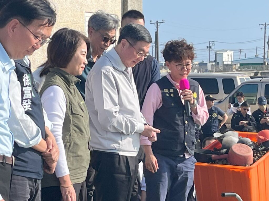 行政院長訪視枋寮龍虎斑養殖產業（漁業署提供）