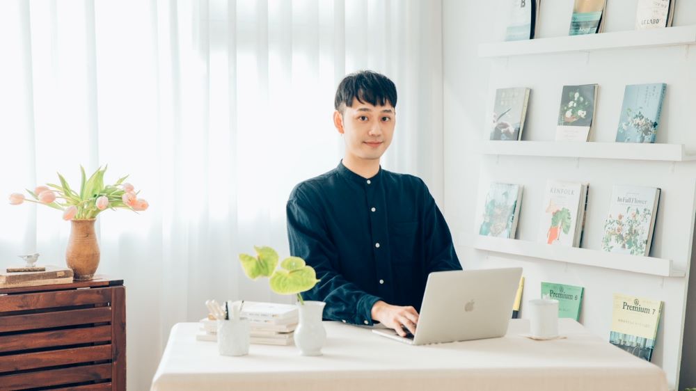 《圖說》「理財不苦惱：薪水不亂跑」主講人30節約男子，將於6月7日分享理財入門與負債管理心法，透過自身經驗鼓勵青年財務自立、勇敢創業。〈青年局提供〉