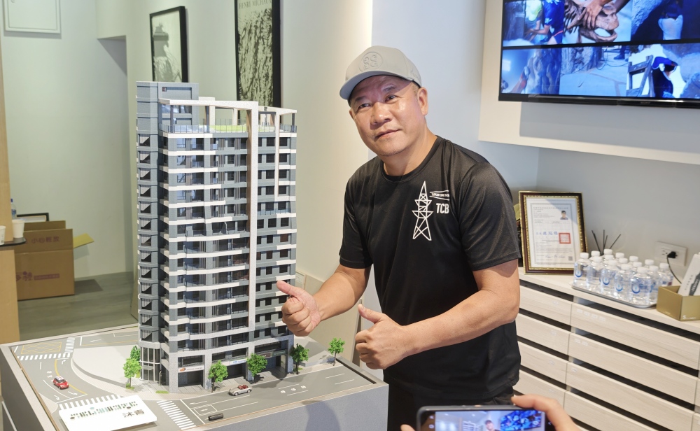 台北市水岸住宅再現耀眼 億安建設『沐青』開工動土典禮 2 ▲國際知名平面設計師蕭青陽擔任美學顧問。(圖/記者張嘉誠攝)
