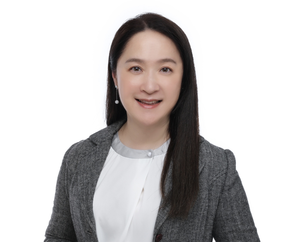 中山區豪宅房仲 蕭雅文 從家庭主婦到專業房仲受高資產族偏愛 3 ▲中山區豪宅房仲蕭雅文展現十足的專業與熱情,期許能夠成為客戶的「終身地產顧問」。(圖/業者提供)