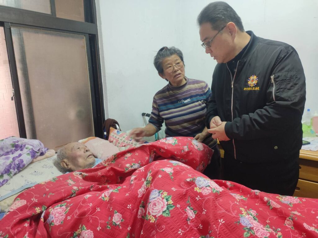 提供長輩妥善服務照顧 新竹榮服處、榮家協助雙老入住榮民家庭 1 11405133