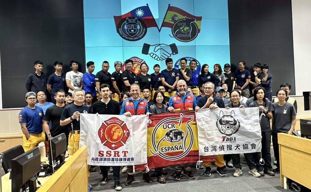 台西跨國打造國際搜救犬訓練營 汪喵星球強力後援補給挺毛英雄 1 11405134