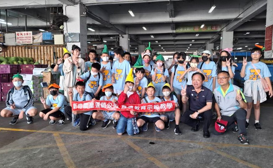 竹市食農教育往下紮根!新竹農產運銷公司變身大菜市小學堂 1 11405213