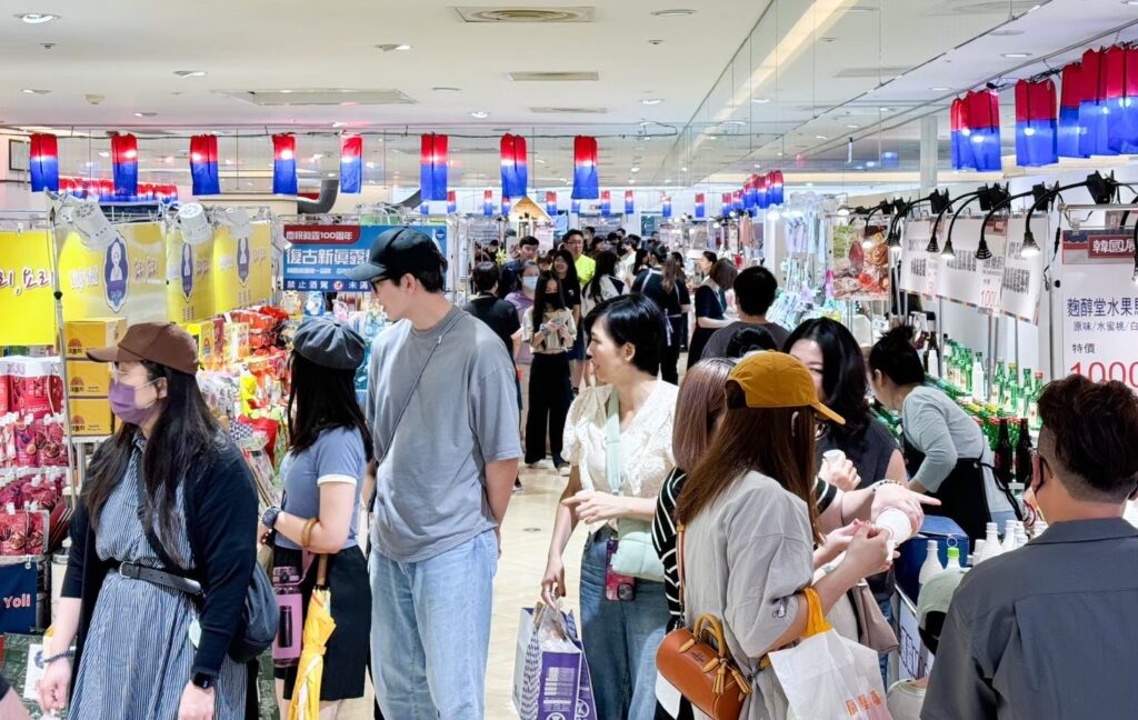 新竹SOGO夏季韓國展強勢登場 全韓風時尚美食一站購足 1 11405282