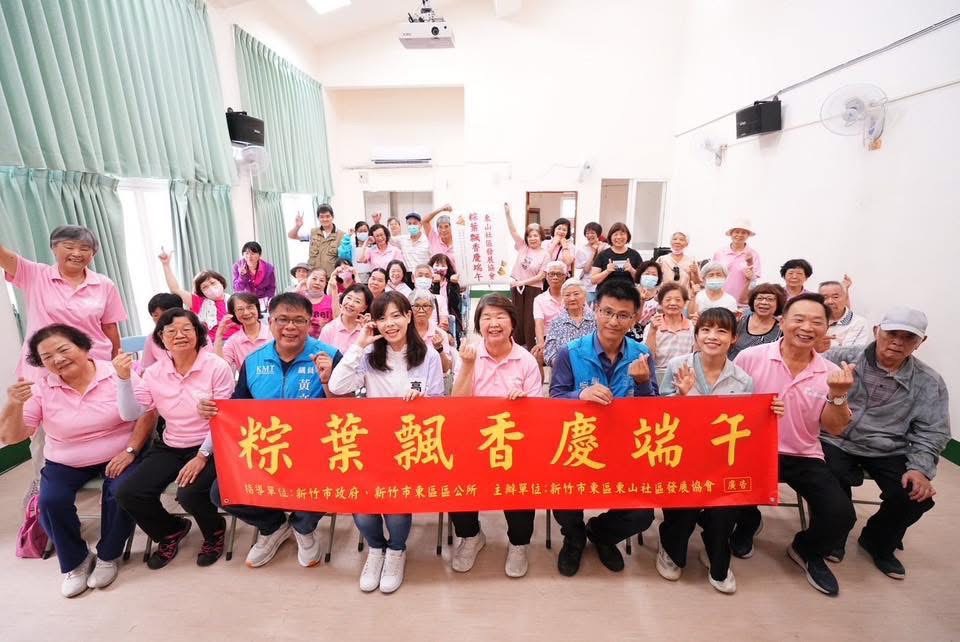 熱情逼人「避粽」反成「必重」 高虹安籲:守護竹市,出門投「不同意罷免」 2 114053111