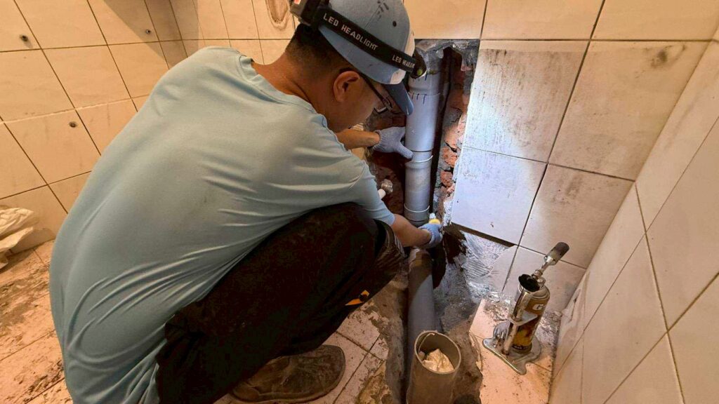 老屋漏水糾紛多 民眾找業者抓漏防水 睜大眼別成冤大頭 1 20250526聯億防水抓漏 250526 1 0