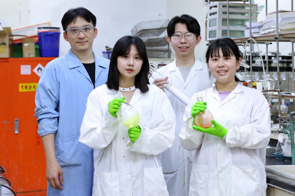 勇奪綠色化學創意競賽雙獎 靜宜大學應化系研發實力獲肯定 3 2應化系CKM 1250