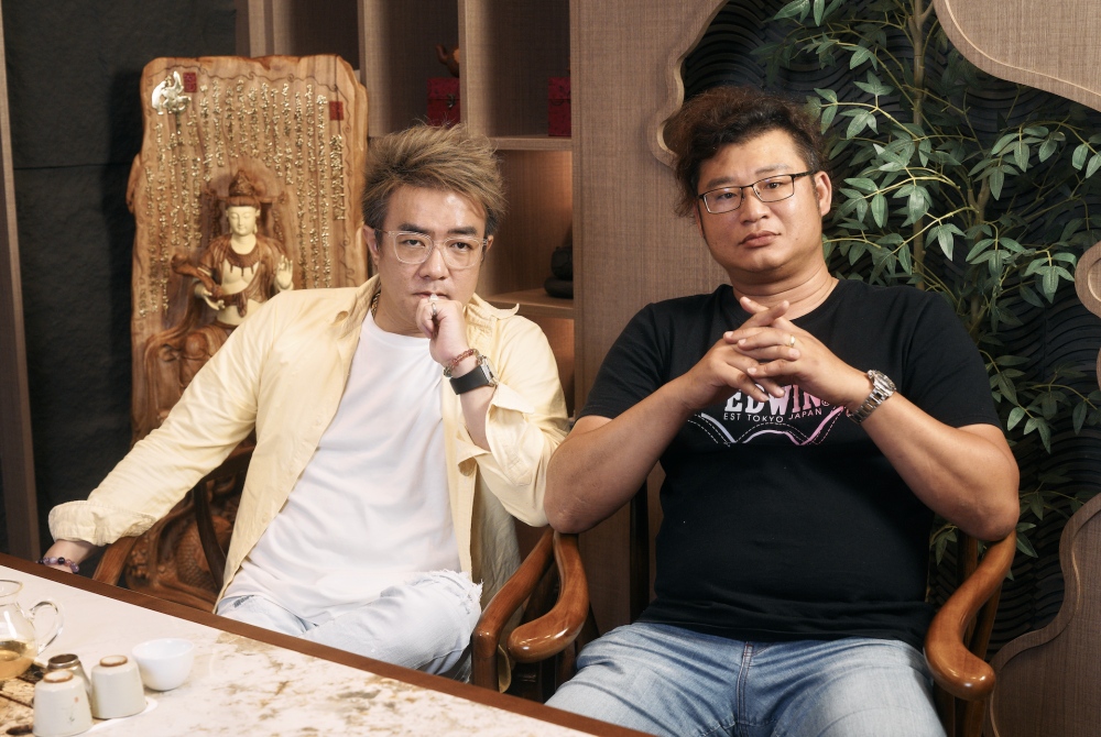 網紅二星兄弟出新單曲《江湖路》 勸年輕人歹路毋通行 1 ▲「二星兄弟」星爺(左)與二哥。(圖/二星兄弟提供)