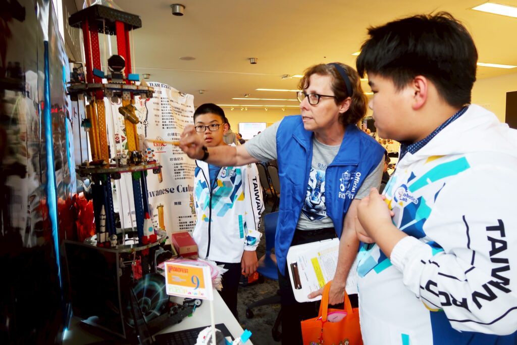 6金3銀1前4強 國際AI教育協會IAIEA領軍台灣代表隊在2025 Robofest世界機器人大賽再創高峰! 4 IMG 3933