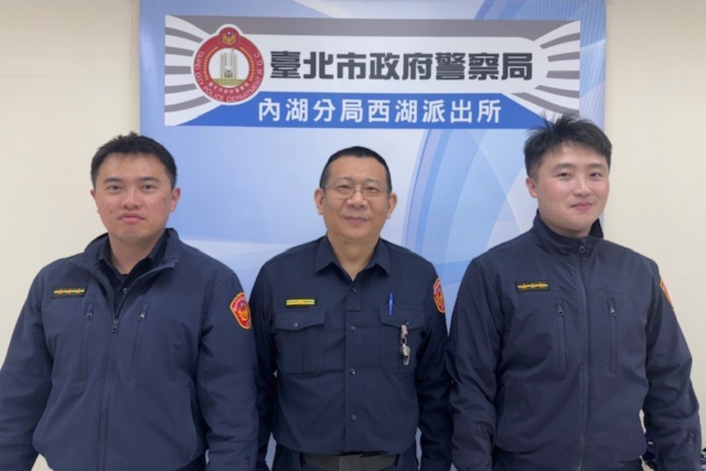 網路交友遇真愛 警銀聯手阻詐保八旬老翁老本 1 MEITU 20250514 104510375
