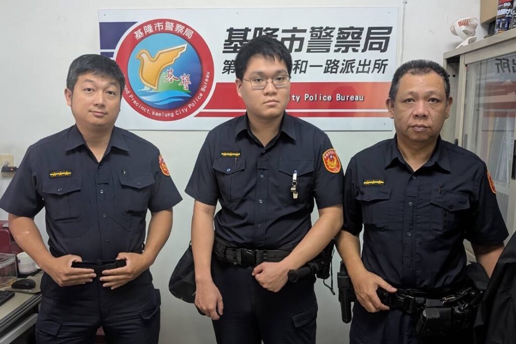 郵局警銀聯手阻詐 和平島長者險遭愛情詐騙 1 MEITU 20250527 204918621