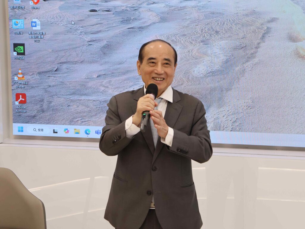 睽違60年王金平再披教袍 東海大學教授人生第一門學分課 1 S 88465461