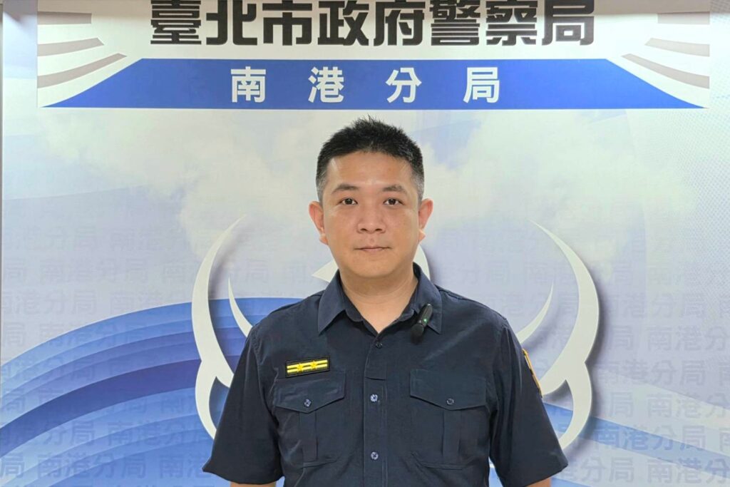 賊缺錢偷電纜線變賣 警持搜索票逮人又搜出毒品吸食器 1 吳璽名