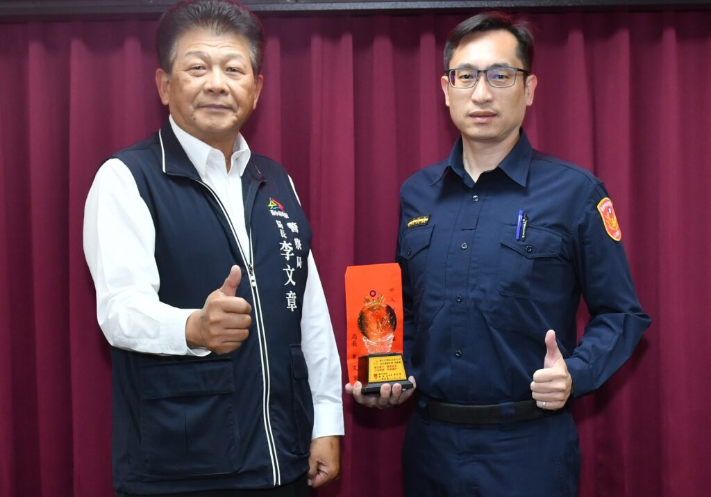 林智偉成功搶救輕生女李文章表揚直稱好樣的