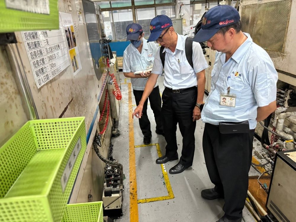 從碳盤查到淨零技術媒合 新北碳健檢行動診所即日報名 3 《圖說》三龍產業在碳健檢中心輔導下,針對紅外線設備製程進行優化與技術改善,成功提升能源使用效率,整體節電率達11%,碳排放亦減少超過5%。〈經發局提供〉