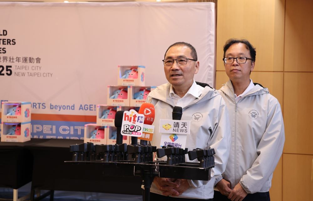 運動無界旅遊無限 世壯運遊新北體驗多元 1 《圖說》侯友宜市長表示新北擁有豐富多元的觀光資源,從海岸、山林到人文景點一應俱全,具有200多條特色遊程及年度300場以上精彩活動,迎接國內外賓客來新北一遊,右為觀旅局長楊宗珉。〈觀旅局提供〉