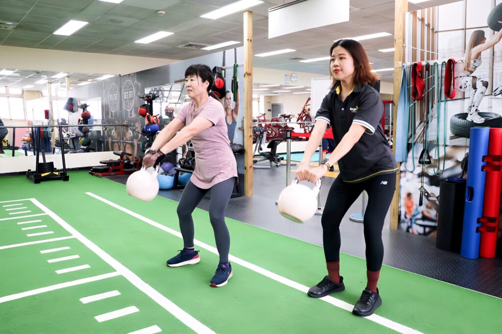 台中國運中心推「家人同行、媽媽免費」 母親節帶媽媽一起享受運動時光 1 邀請市民朋友們帶媽媽到運動中心 一起享受運動時光