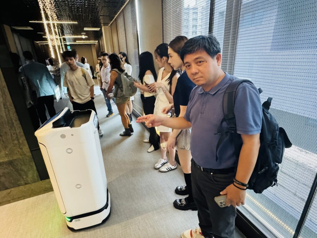 AI無人化機器人創新服務 正式走入飯店旅宿業 3 IMG 4329