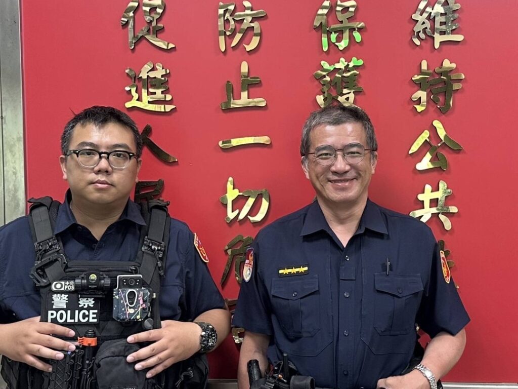 一句提醒3個月後派上用場 失智翁再次走失 捷警認出熟面孔 靠新配戴定位器秒尋回 1 MEITU 20250627 084616330