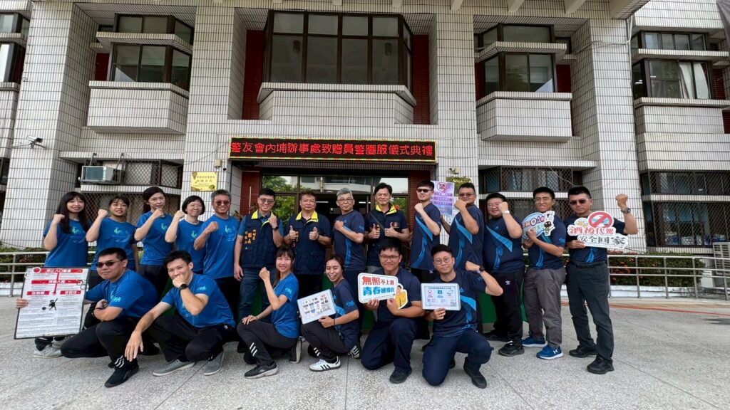 熱血團服沁涼送暖 警察節前夕內埔警友獻上「北大武山」祝福 1 S 49807368