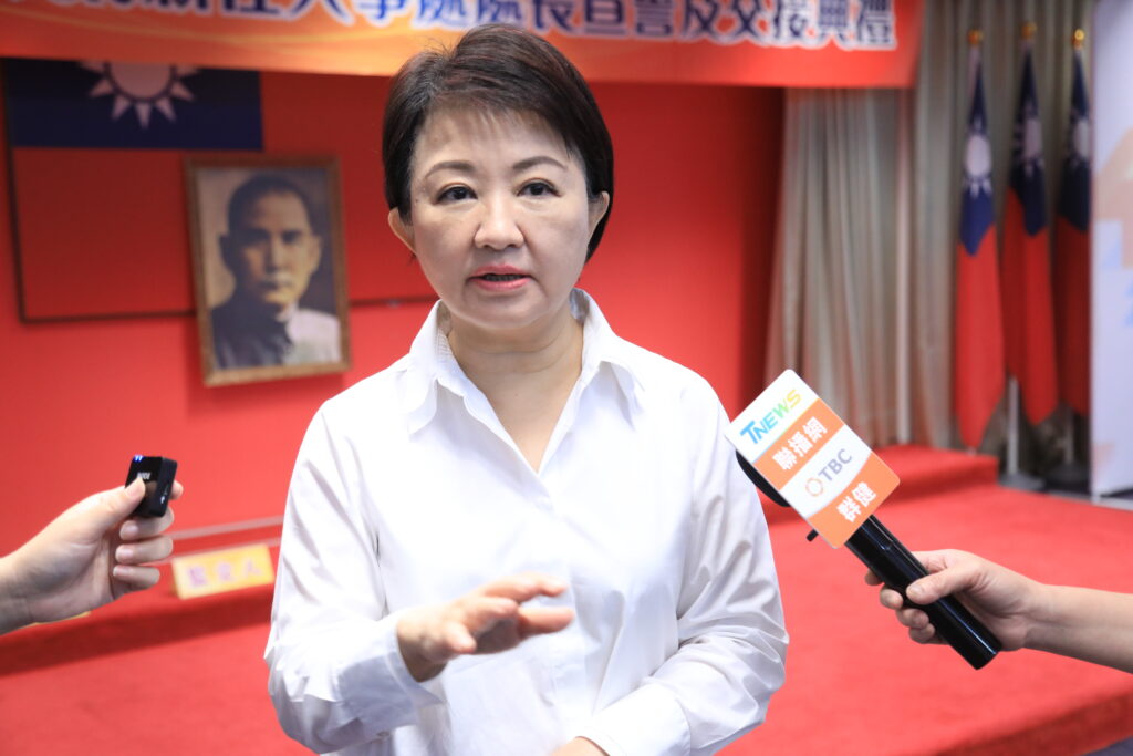 擴大租金補貼要地方分攤 盧秀燕很抱歉:「沒能力倒貼中央」 1 中央突要求地方分攤租金補貼 盧市長替民眾請命 盼中央維持現況避免影響民眾權益