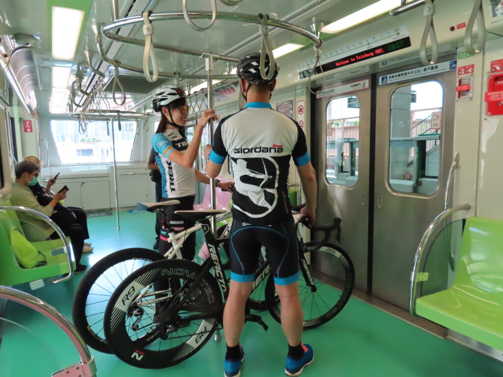 一「騎」搭中捷 暑假「捷運+自行車」旅遊享優惠、抽好禮 1 使用捷運及自行車進行低碳旅遊 節能又健身