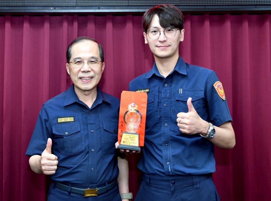 楊程翔及時搶救昏厥男副局長盧廷彰表揚稱讚