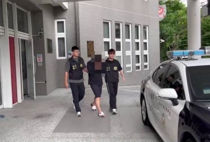 男提領五萬元遭歹徒行搶警在十二小時內予以偵破