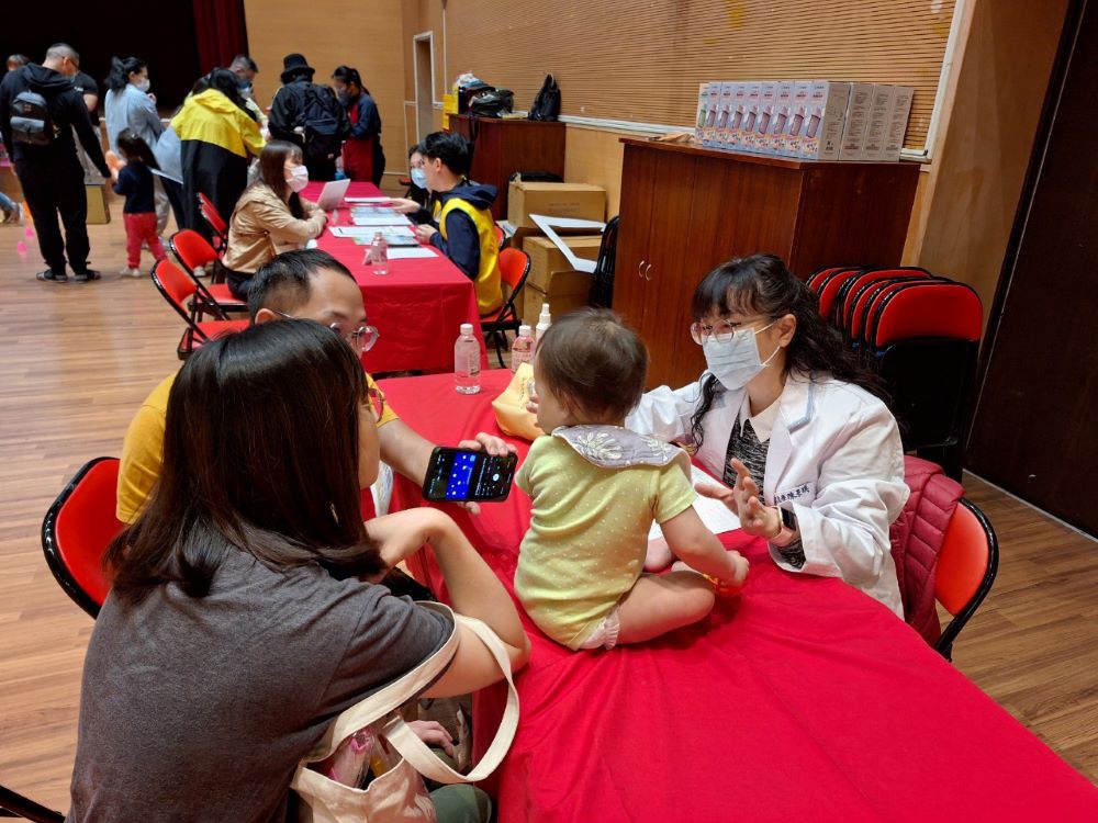 關心幼兒健康發展 中永和2場免費早療篩檢 2 《圖說》新北市將在6月14日及7月5日於中和及永和辦理2場兒童發展免費篩檢活動,歡迎關心幼兒健康與發展的家長帶著寶貝參加篩檢。〈社會局提供〉