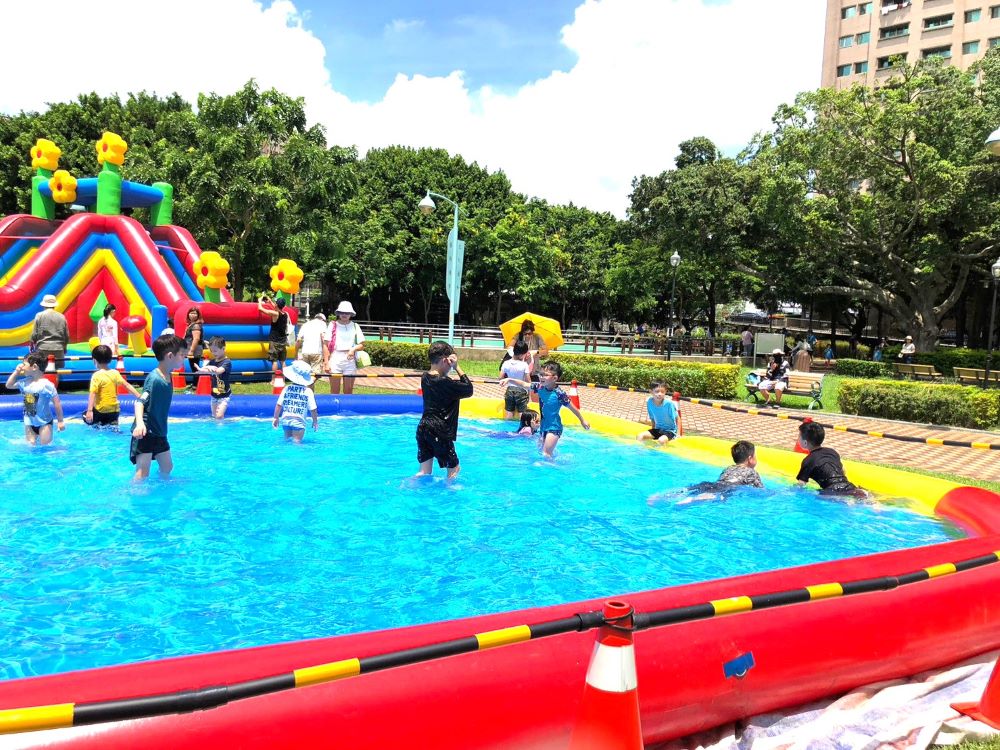 氣墊樂園+精采表演 永和暑假親子趣6/28登場 4 《圖說》永和「暑假親子趣」親子歡樂時光動--113年資料照片。〈永和區公所提供〉