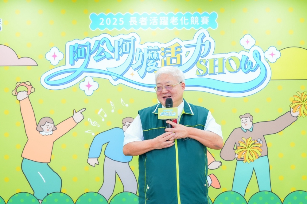 ▲國民健康署署長吳昭軍鼓勵長輩多走出家門，參與活動。（圖/國民健康署提供）