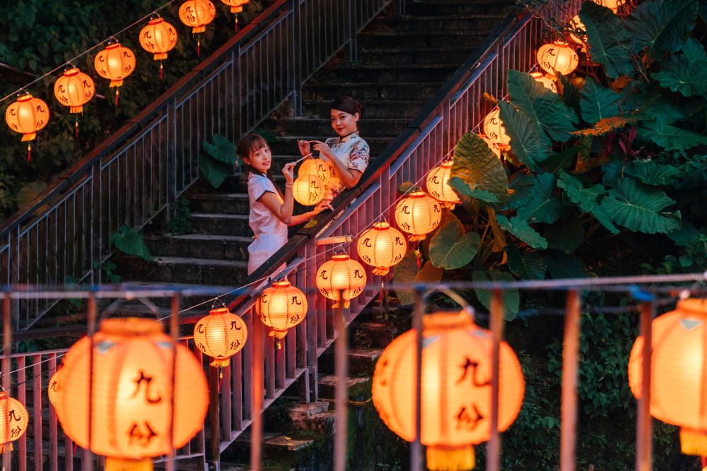 九份紅燈籠祭7/13熄燈 集章兌換限量新北幣 7 《圖說》活動與當地店家及民宿攜手合作,推出多項優惠方案。〈觀旅局提供〉