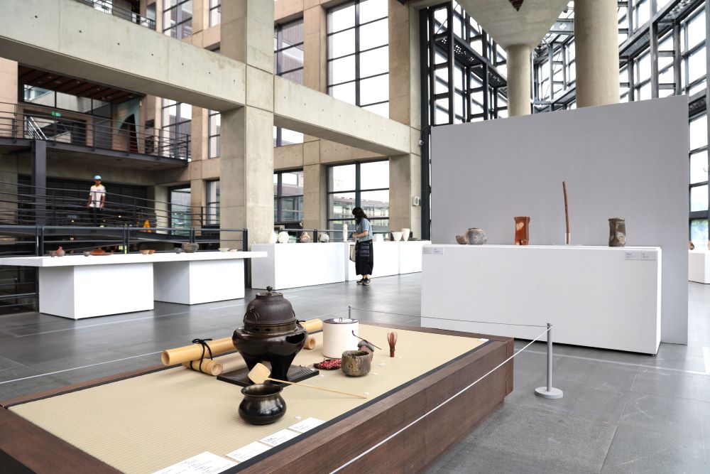 感受日本自然落灰釉樸實魅力 陶博館「燒締」特展登場 8 《圖說》「燒締-瞬息萬變的土」於陶博館展出78件日本大師級藝術家的燒締作品。〈陶博館提供〉