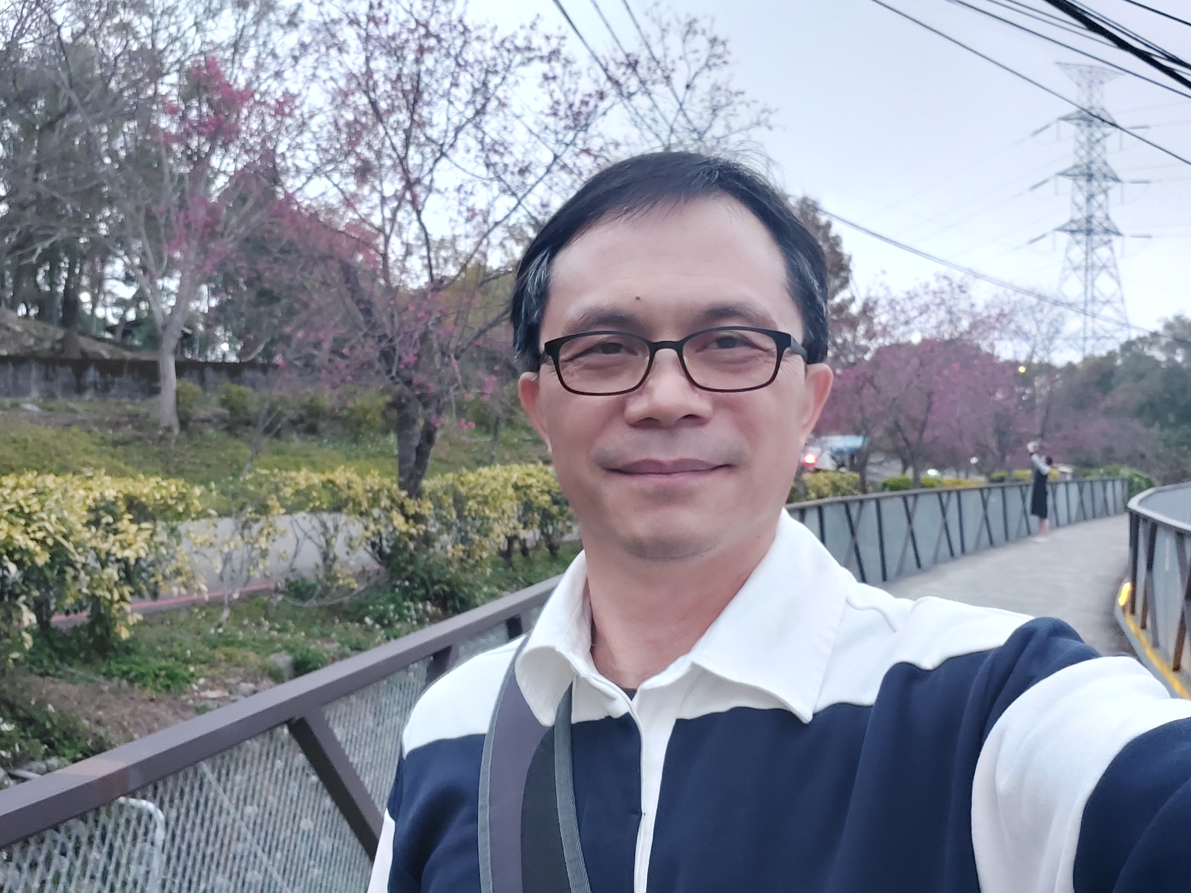 《圖說》瑞芳高工翁明郎老師長年用愛與專業陪伴學生成長。〈教育局提供〉