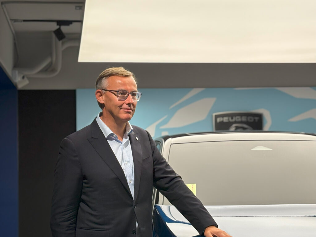 星聯汽車板橋旗艦店盛大開幕 PEUGEOT 全球 CEO 首度訪台見證品牌新篇章 3 PEUGEOT 全球執行長 Alain Favey
