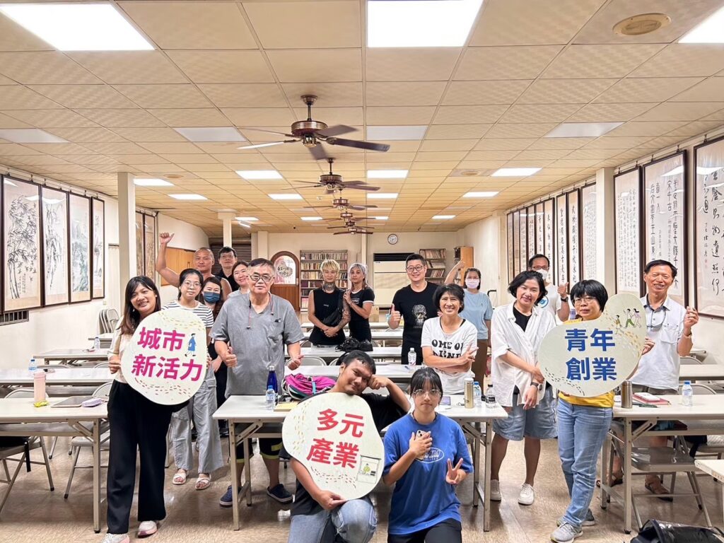 新竹市政府推店家增能課程 邱臣遠:提升舊城商圈經營力 1 S 25059352