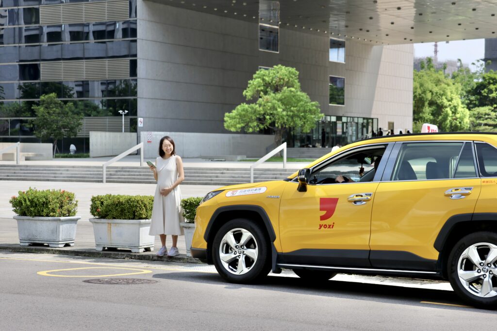 中市好孕專車上路兩週3千孕媽咪申請 數位局貼心提醒:開啟這功能讓小黃司機找到您 1 好孕乘車補助請開啟手機定位服務 才能順利使用乘車金安心搭車