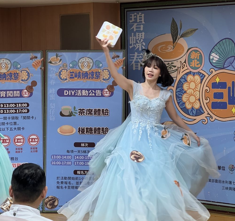 三峽納涼祭7/19登場 多元活動郊遊避暑首選 1 《圖說》優雅舞蹈啟動為三峽納涼祭開跑記者會。〈記者葉柏成攝〉