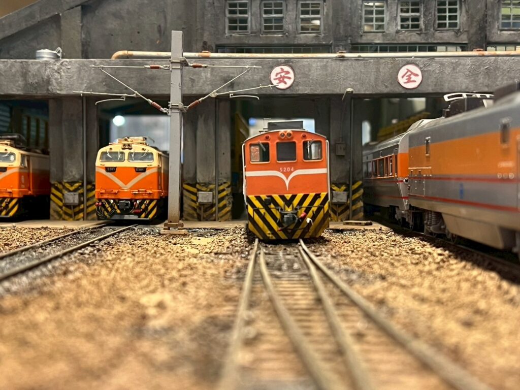 鐵道迷必來，Global Mall新左營車站推經典鐵道模型展
