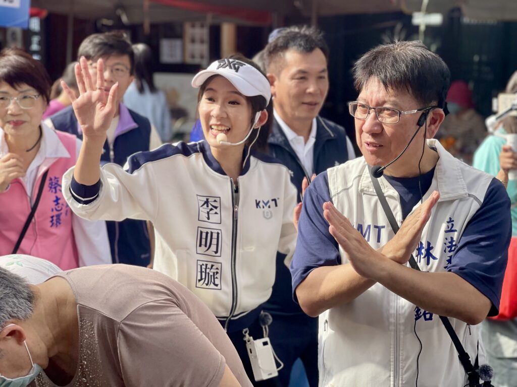 藍白聯軍竹北掃街反惡罷 林思銘疾呼:一起守護監督力量,守護新竹! 1 11408092